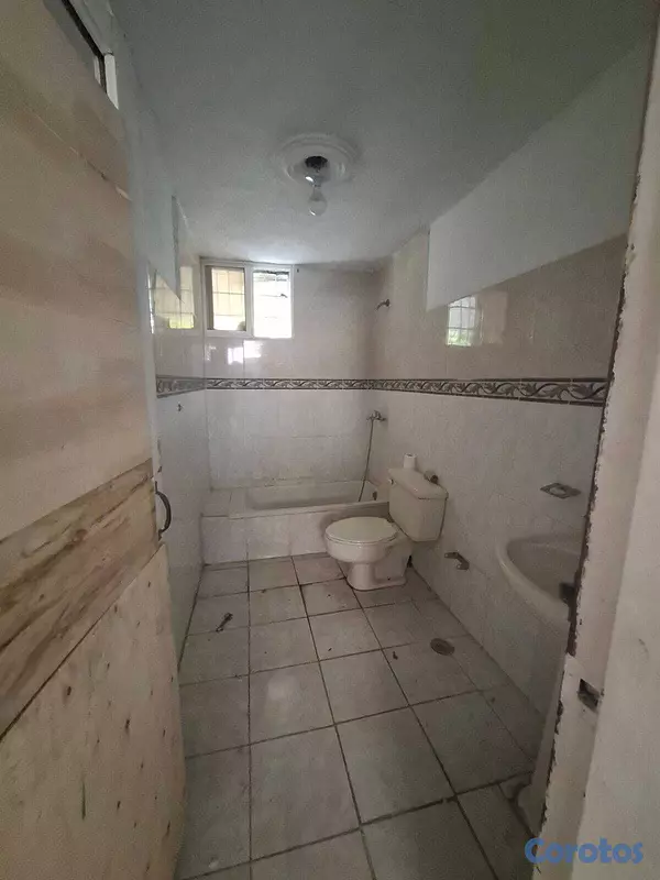 casas - Casa en Venta – Av. Independencia (El Pedregal) 10