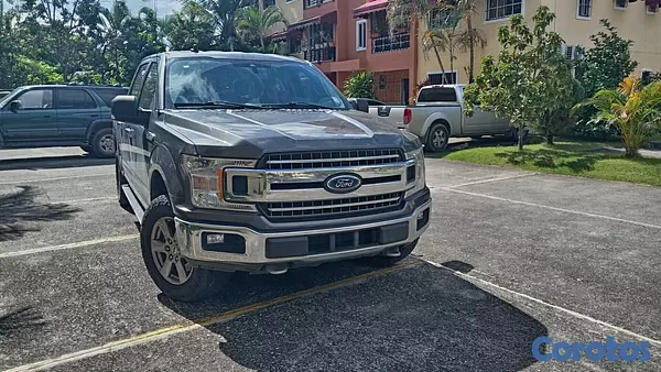 jeepetas y camionetas - 🛻 Ford F150 XLT 2019 Importada NEGOCIABLE 9