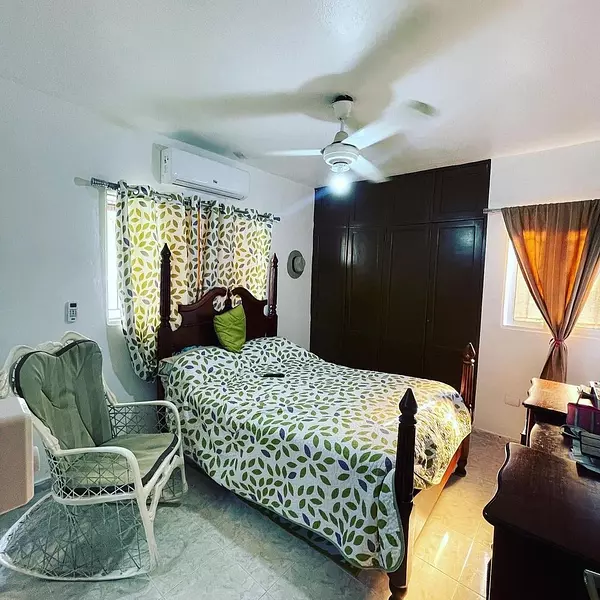 apartamentos - Se vende apartamento en Urb. Atlántida Av. Independencia primer nivel 3