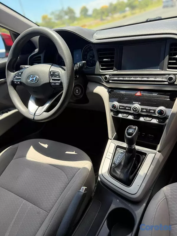 carros - HYUNDAI ELANTRA SEL  2