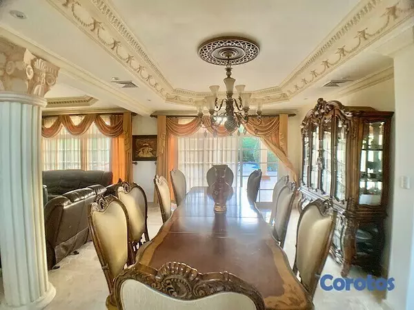 casas vacacionales y villas - Villa Magestuosa y elegante Juandolio 4hab 1,214MTS US$1.2 3