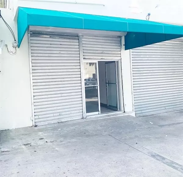 oficinas y locales comerciales - Local comercial primer nivel  3