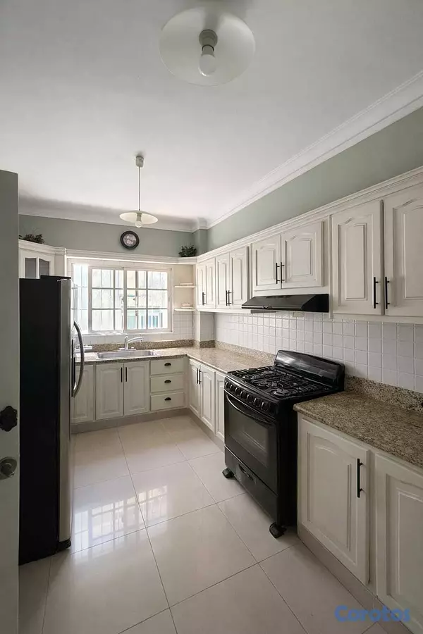 apartamentos - Apartamento de 3 Habitaciones + Estudio Próximo al 8