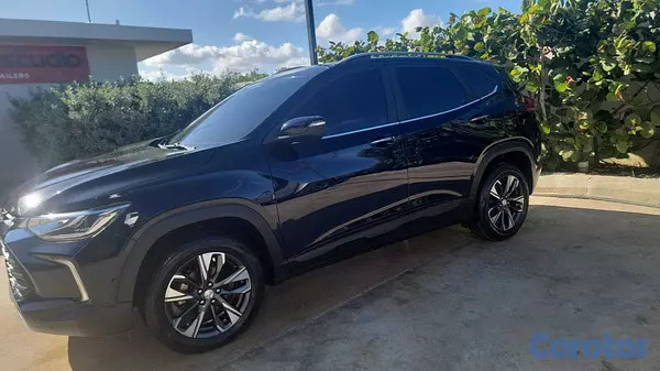 jeepetas y camionetas - Almost brand new Chevrolet tracker Premier 2023 fr 6