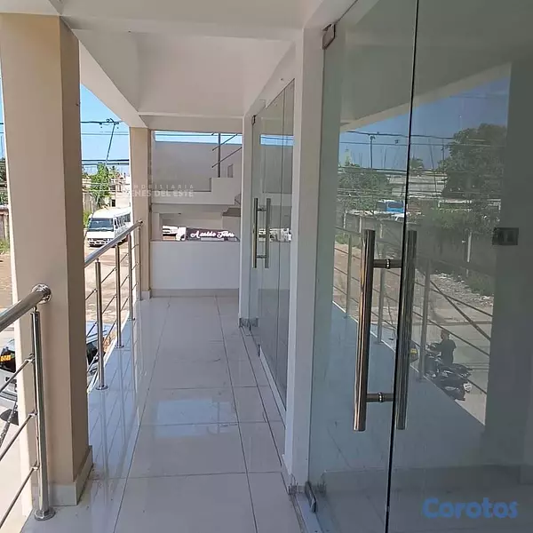 oficinas y locales comerciales - Se Renta Local Comercial en Barrio México, proximo 3