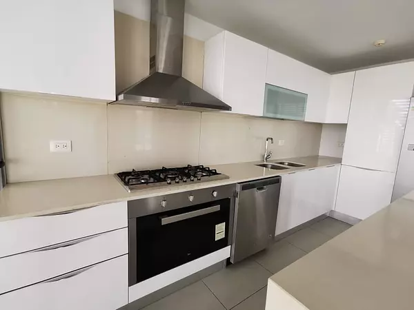 apartamentos - Apartamento en alquiler con línea blanca, Piantini!!
153 metros
 Piso 10
1800usd 8