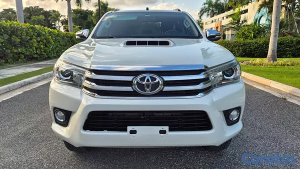 jeepetas y camionetas - Toyota Hilux 2017 Nueva! 2