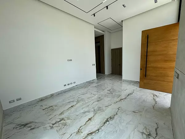 casas - Lujosa Vivienda en Proyecto Cerrado, Llanos de Gurabo 3