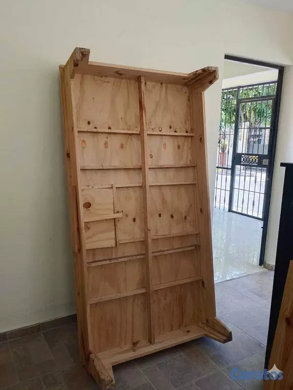 muebles y colchones - Vendo Cama y Gavetero (USADOS) 2