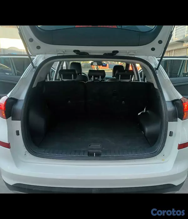 jeepetas y camionetas - HYUNDAI TUCSON 2020 BLANCO DIESEL 5