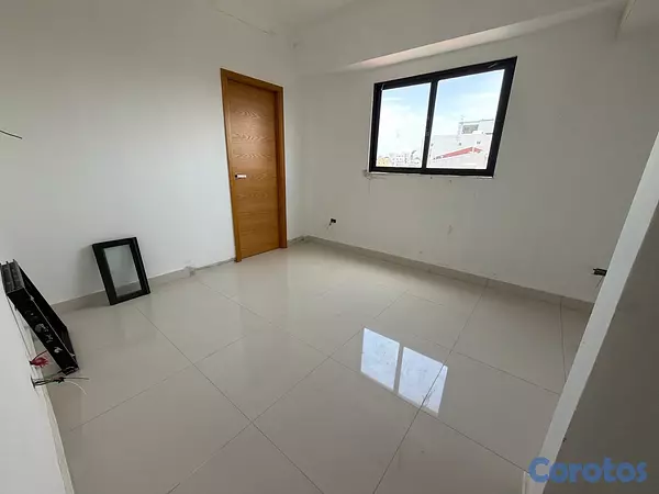 apartamentos - vendo renacimiento nuevo piso 7 dos habitaciones con su baño dos parqueos balcón 14