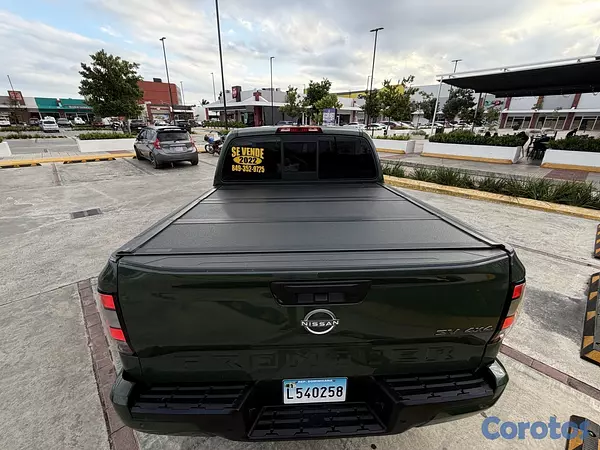 jeepetas y camionetas - Vendo Nissan Frontier 2022 Full 4x4 Americana  8