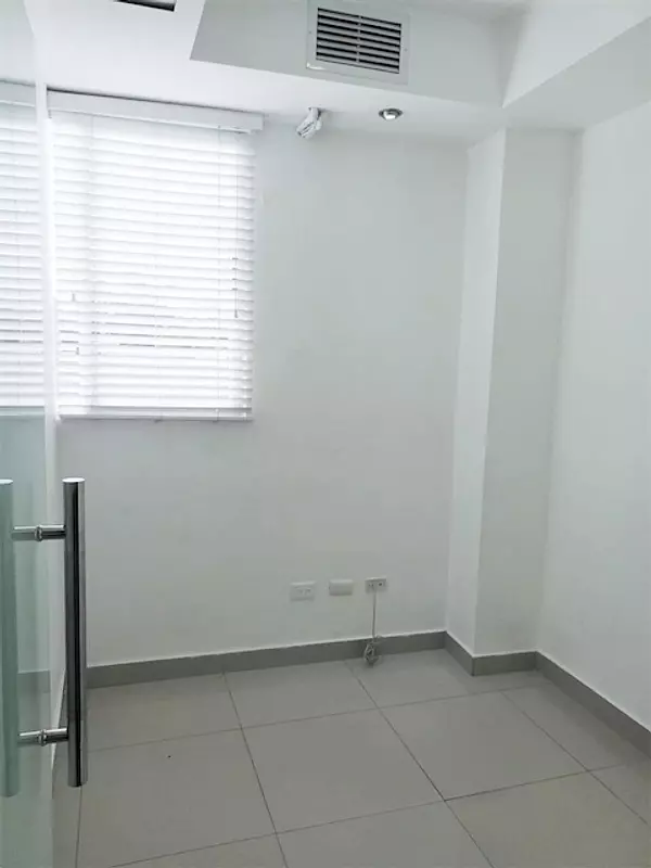 oficinas y locales comerciales - Local corporativo en los prados  8