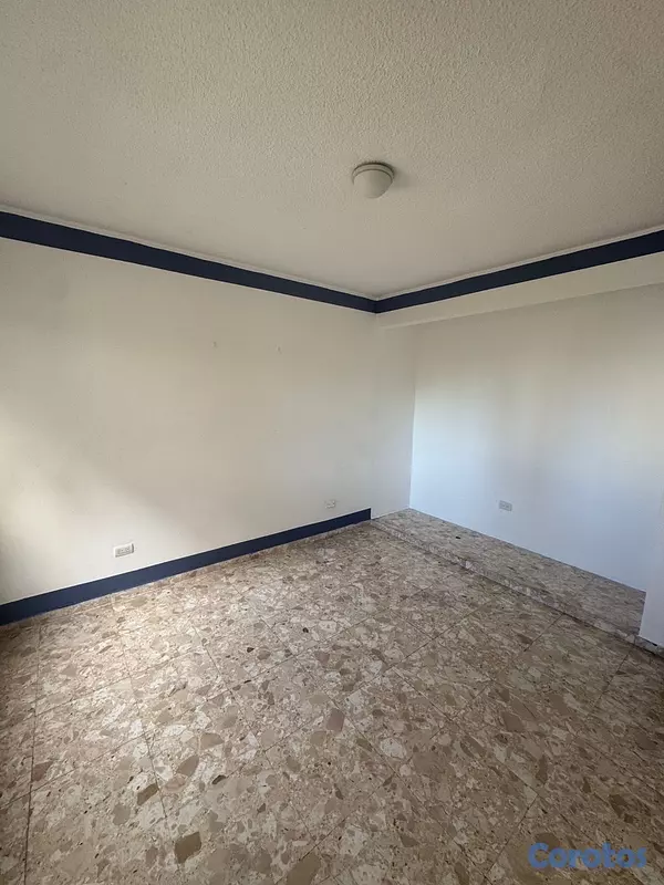 apartamentos - alquiló cacicazgo misma enrriquillo tres habitaciones dos baños parqueo servicio 6