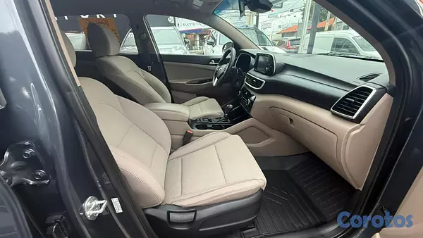 jeepetas y camionetas - HYUNDAI TUCSON SE 2021 8
