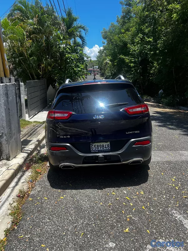 jeepetas y camionetas - Jeep Cherokee Limited 4x4 2016 7