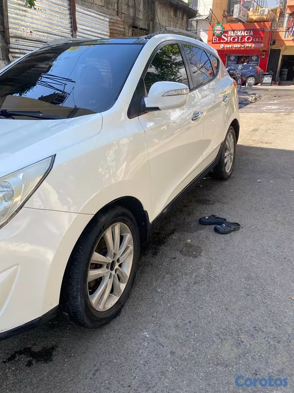 jeepetas y camionetas - Yipeta Hyundai  tucson en venta  5