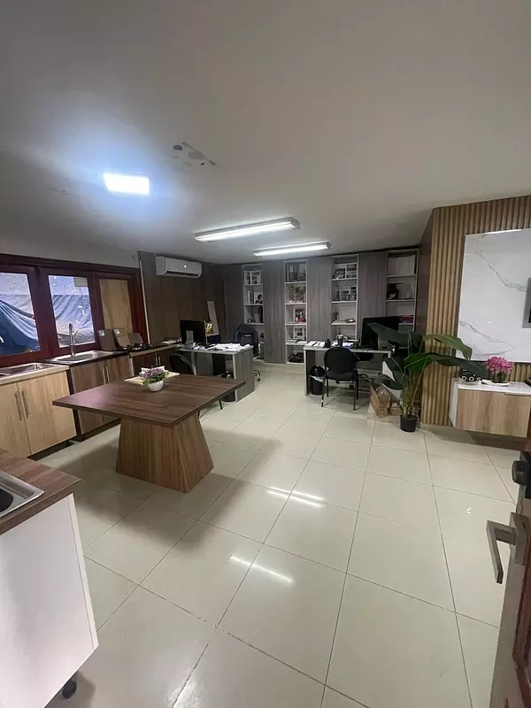 oficinas y locales comerciales - nave en Herrera 8