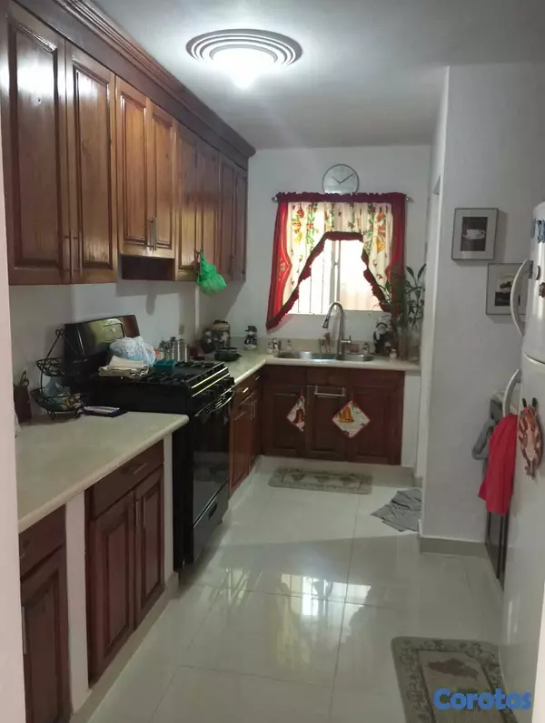 casas - Se vende amplia casa de dos niveles,  5