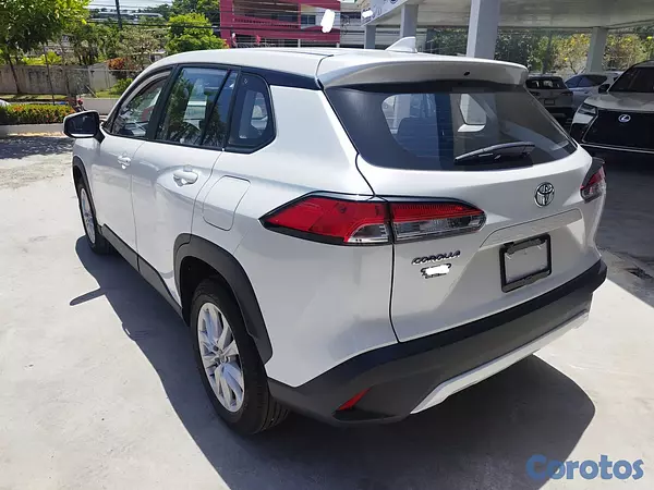 jeepetas y camionetas - 2024 Toyota Corolla Cross 0Km 9