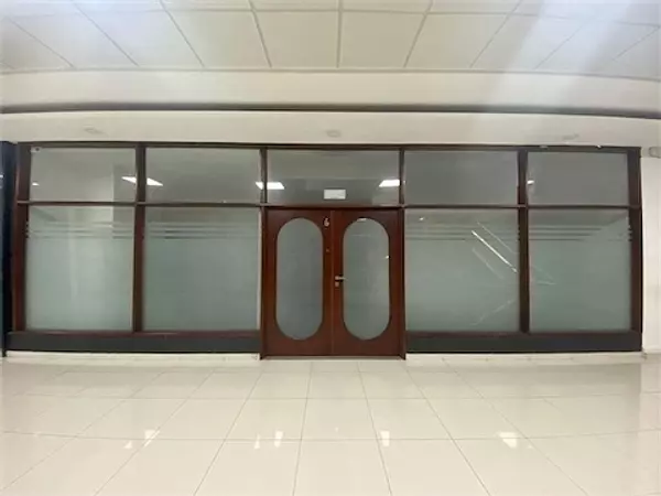 oficinas y locales comerciales - Local Naco primer nivel 222 m 2