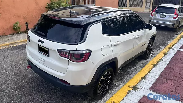 jeepetas y camionetas - JEEP COMPASS TRAILHAWK 4X4 2020 *COMO NUEVA* 7