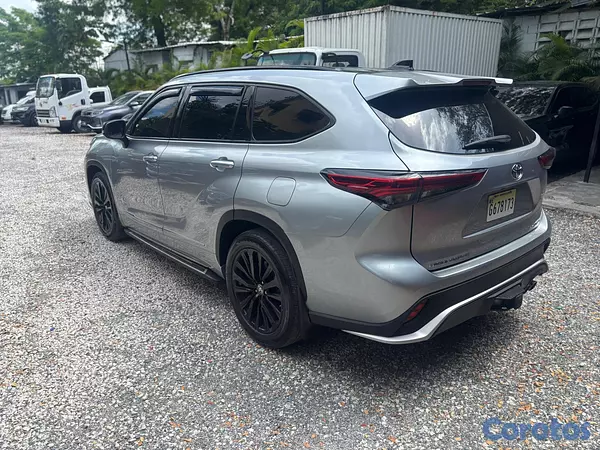 jeepetas y camionetas - Toyota Highlander XSE 2021  4