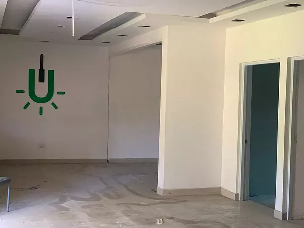 otros inmuebles - Se vende Nave en Av. Independencia  4