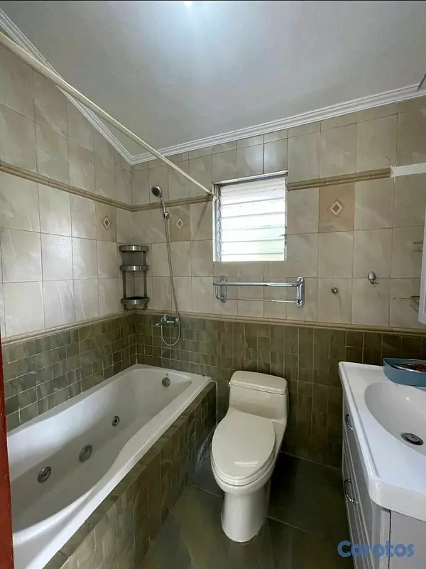 casas - venta de Casa en Las Praderas  4