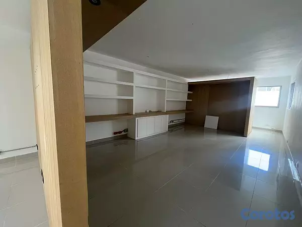 oficinas y locales comerciales - Oficina en Alquiler en Evaristo Morales de 48.24 m 2