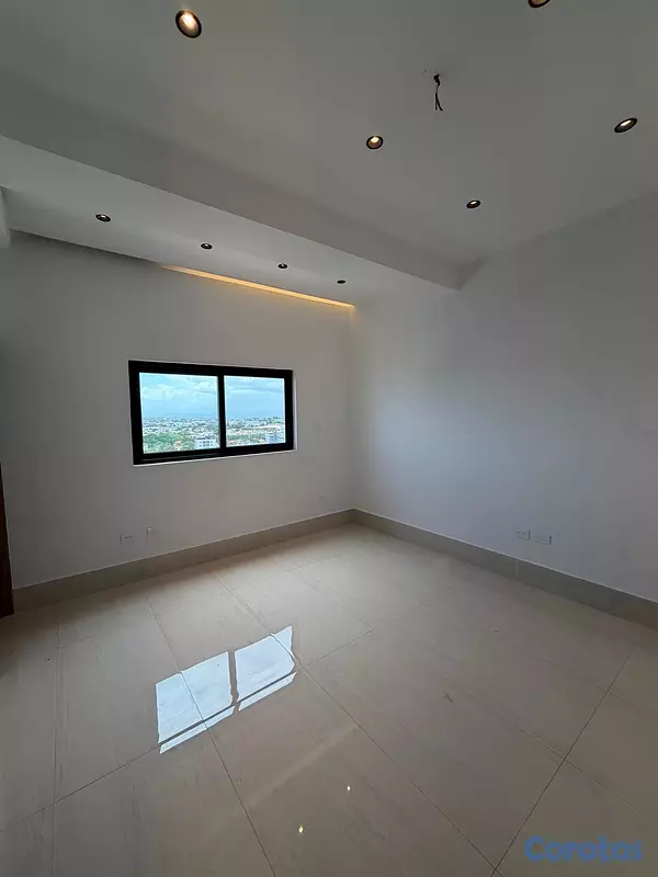 apartamentos - Apartamento gigante en El Millón, 3 habitaciones, Family Room y Area Social  9