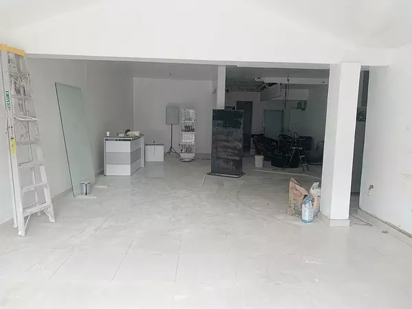oficinas y locales comerciales - Local primer nivel bella vista 2