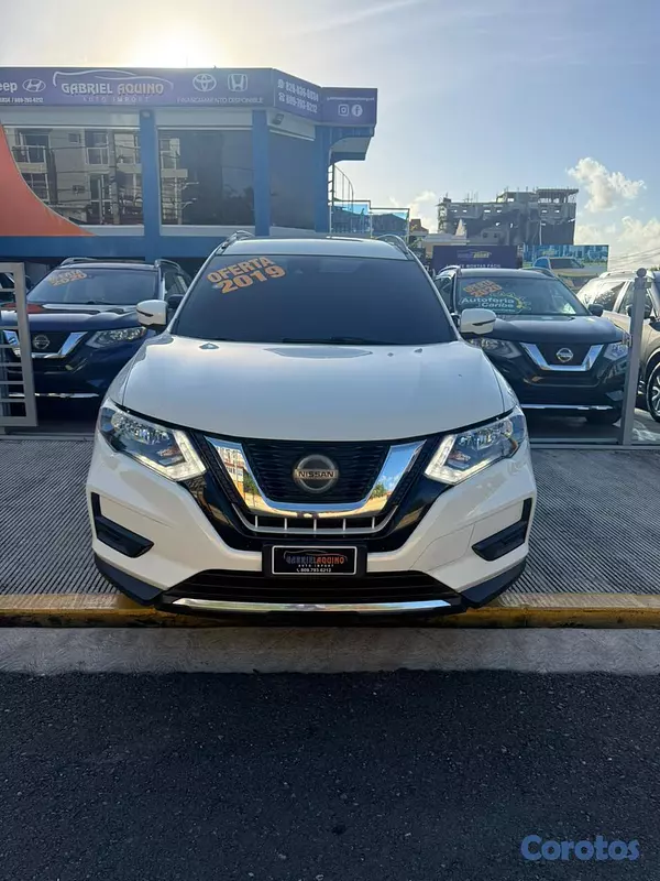 jeepetas y camionetas - Nissan Rogue SV 2019  11