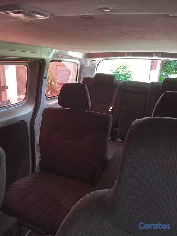 otros vehiculos - NISSAN NV200 AÑO 2015 RD$525mil ligeramente negoci 4