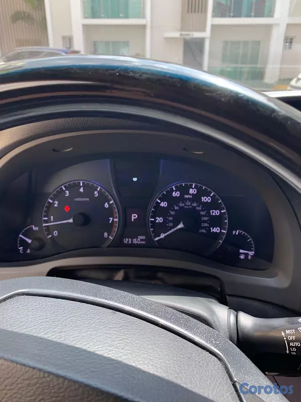 jeepetas y camionetas - Lexus 2013 en venta  1