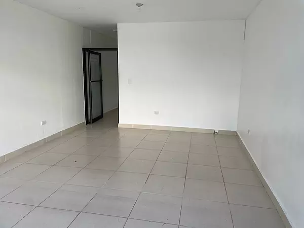 oficinas y locales comerciales - Local Comercial en Alquiler proximo a Union Medica  2
