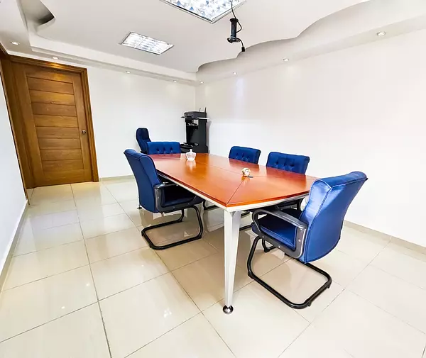 oficinas y locales comerciales - Local céntrico en naco  5