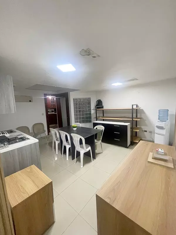 oficinas y locales comerciales - nave en Herrera 9