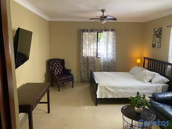 habitaciones y viviendas compartidas - APARTAESTUDIO AMUEBLADO EN EL CACIQUE 2