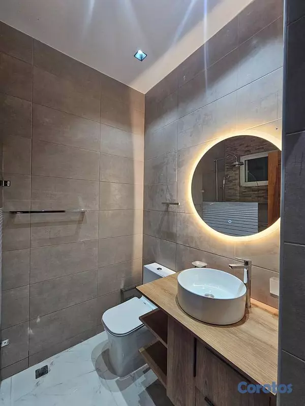 casas - Casa de 3 habitaicones 4 baños en venta en Arroyo  15