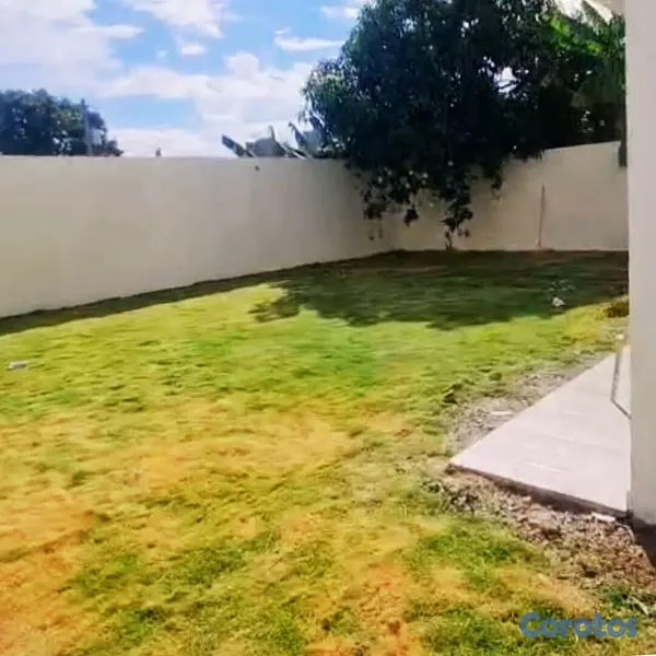 casas - VENDO casa en Av. Republica de Colombia 11