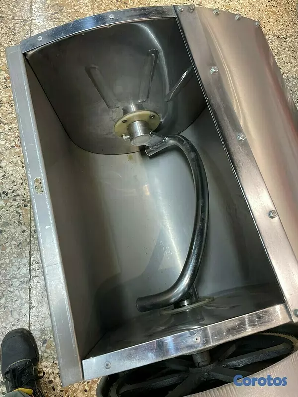 equipos profesionales - Maquina industrial amasadora mezcladora de masa de harina pan pizza bizcocho 7