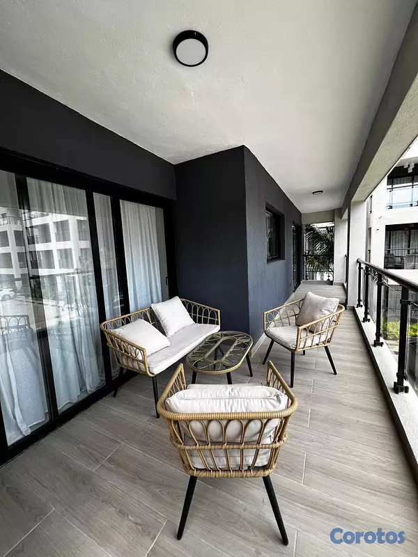 apartamentos - Apartamento 2do Nivel en Ave. Hispanoamericana  1