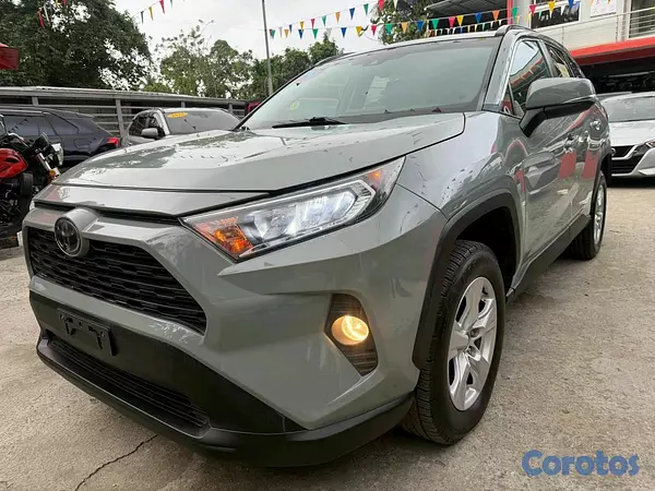 jeepetas y camionetas - Toyota rav4 2020 xle 2