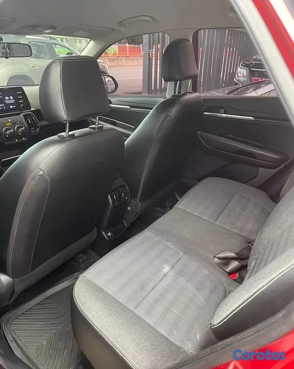 jeepetas y camionetas - Kia Sonet 2021 7
