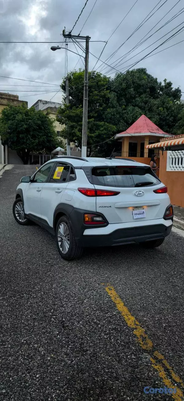 jeepetas y camionetas - HYUNDAI KONA SEL 2021 RECIEN IMPORTADA CLEAN CARFA 3