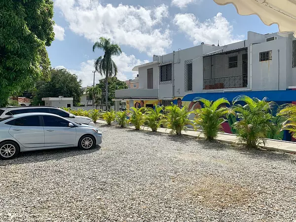 oficinas y locales comerciales - Propiedad solar en Gazcue 3