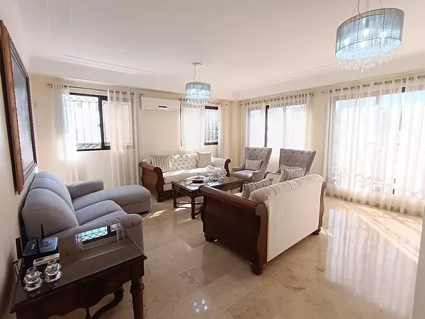 apartamentos - Apartamento en Alquiler Vacío LOS CACICAZGOS 8