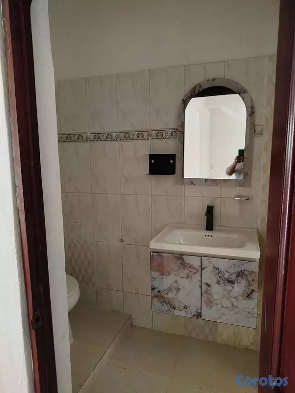 casas - Casa 3 Hab c/baño propio Los Robles - 1er Nivel 4