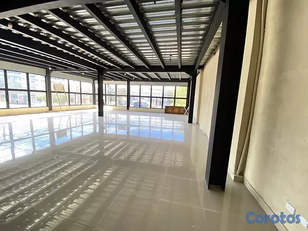 oficinas y locales comerciales - Edificio en Alquiler Ensanche la Fe 3